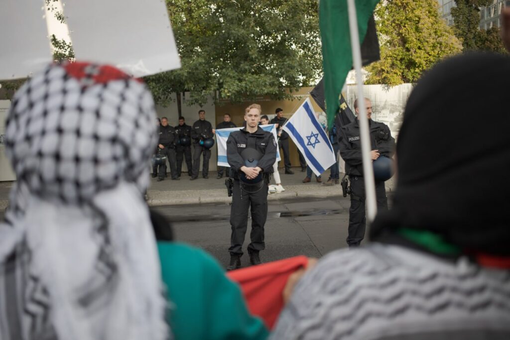 The German state’s unconditional support for the genocide of the Palestinian people puts pressure on the Berlin judicial system